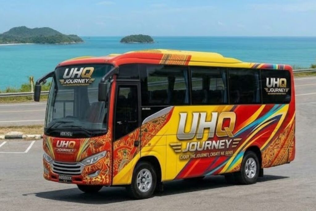 Medium Bus UHQ Journey